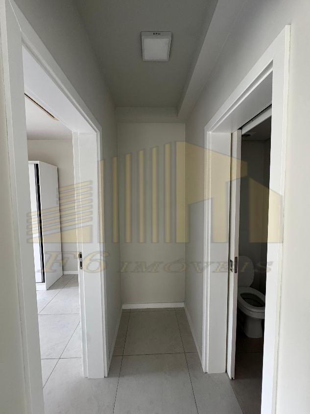 Apartamento à venda com 1 quarto, 45m² - Foto 13