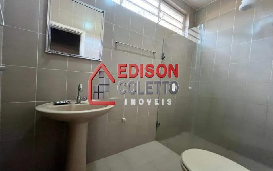 Casa para alugar com 2 quartos, 87m² - Foto 16