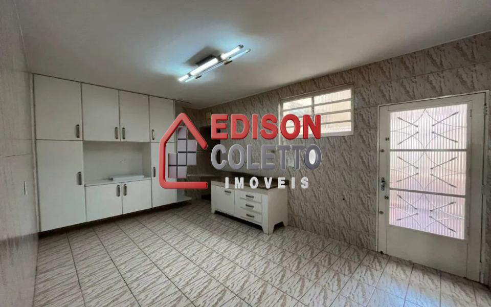 Casa para alugar com 2 quartos, 87m² - Foto 23