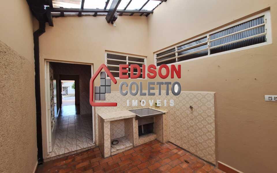 Casa para alugar com 2 quartos, 87m² - Foto 24