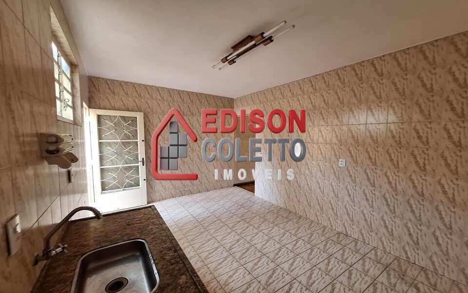 Casa para alugar com 2 quartos, 87m² - Foto 20
