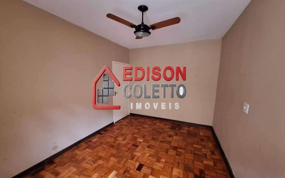 Casa para alugar com 2 quartos, 87m² - Foto 9