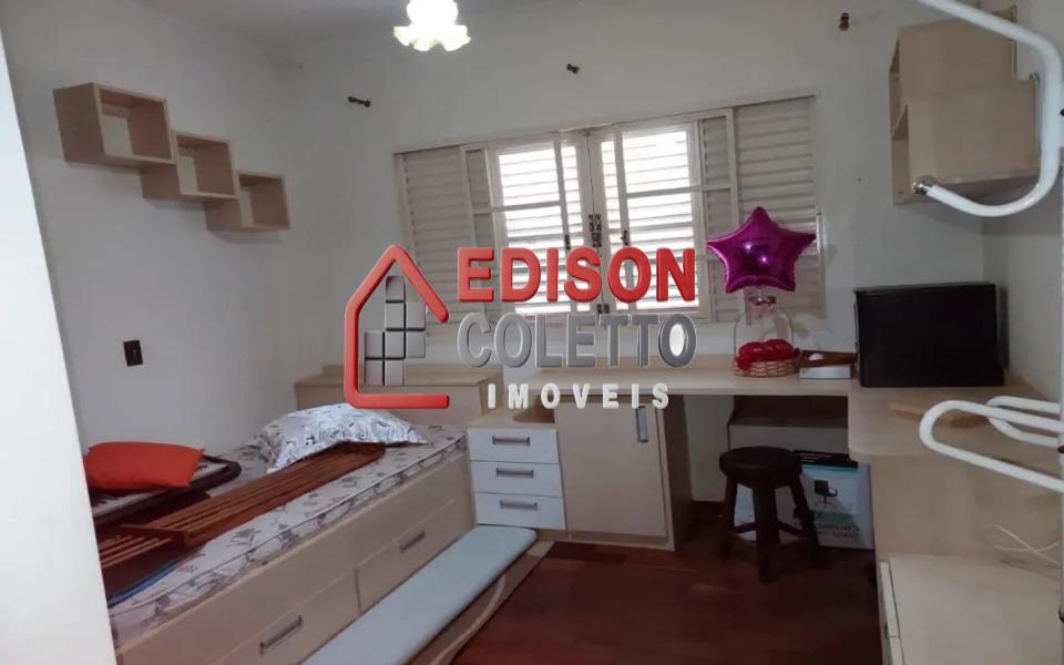 Casa para alugar com 3 quartos, 296m² - Foto 14