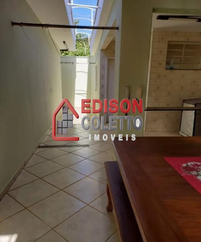 Casa para alugar com 3 quartos, 296m² - Foto 22