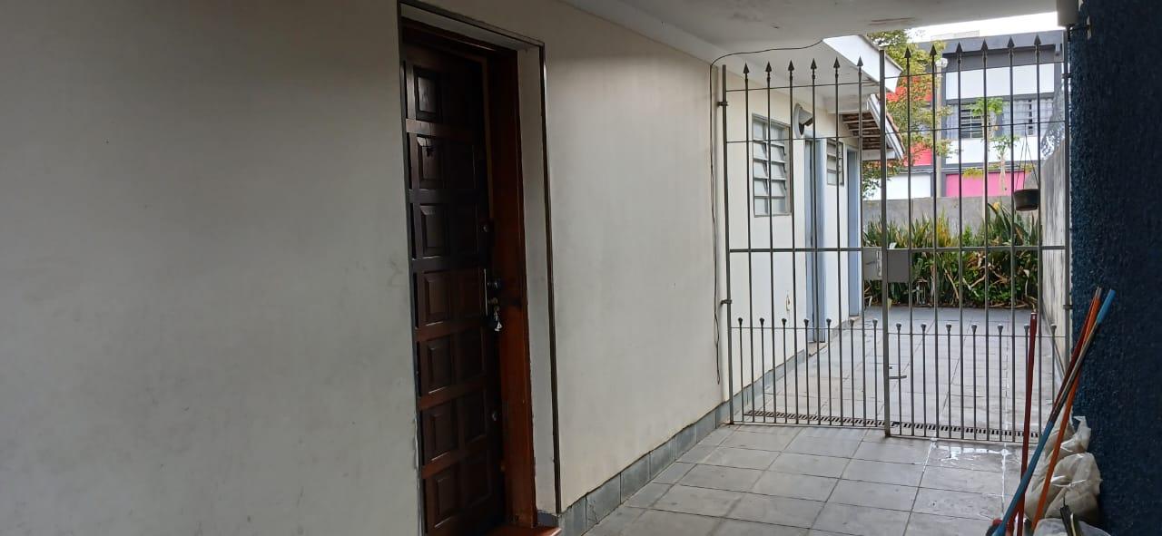 Casa para alugar com 2 quartos, 80m² - Foto 4