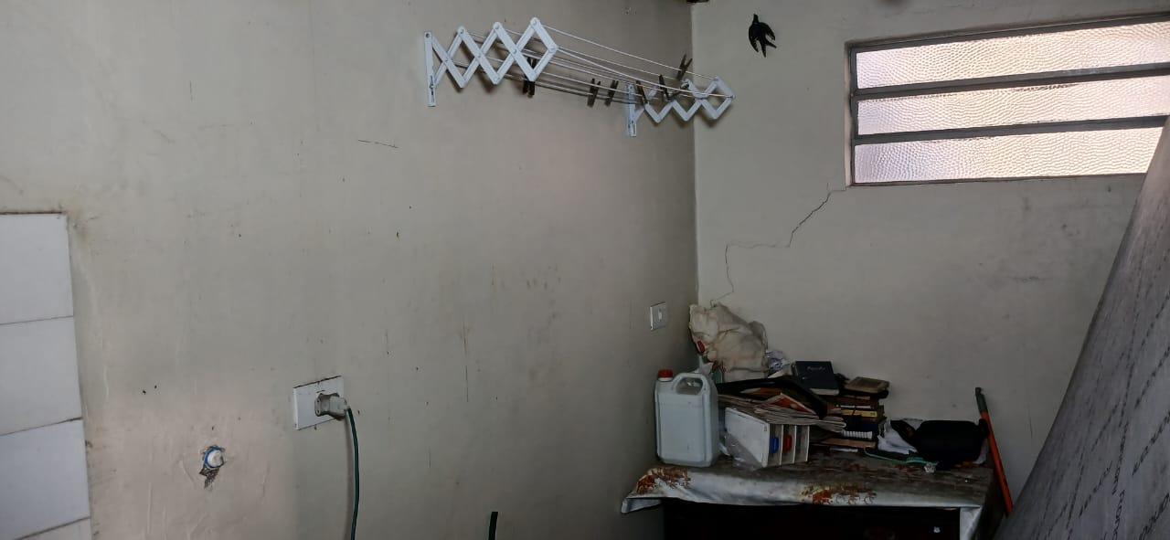 Casa para alugar com 2 quartos, 80m² - Foto 25