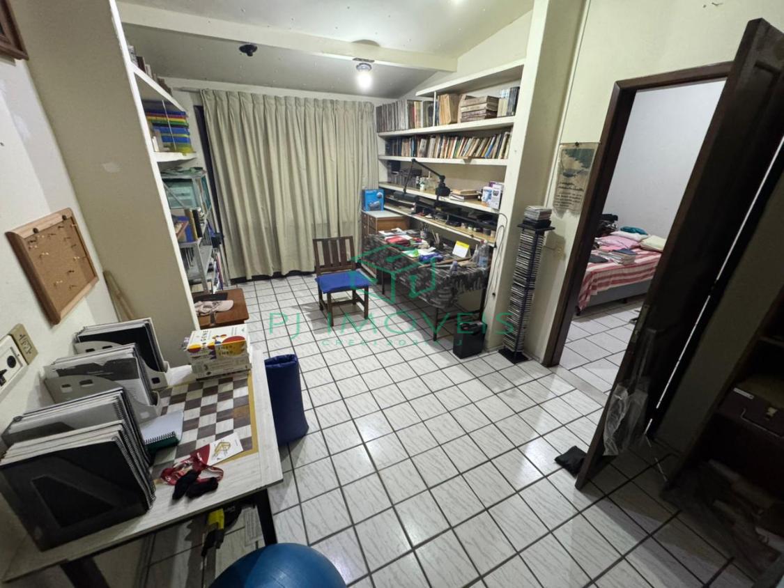 Casa, 7 quartos, 360 m² - Foto 3