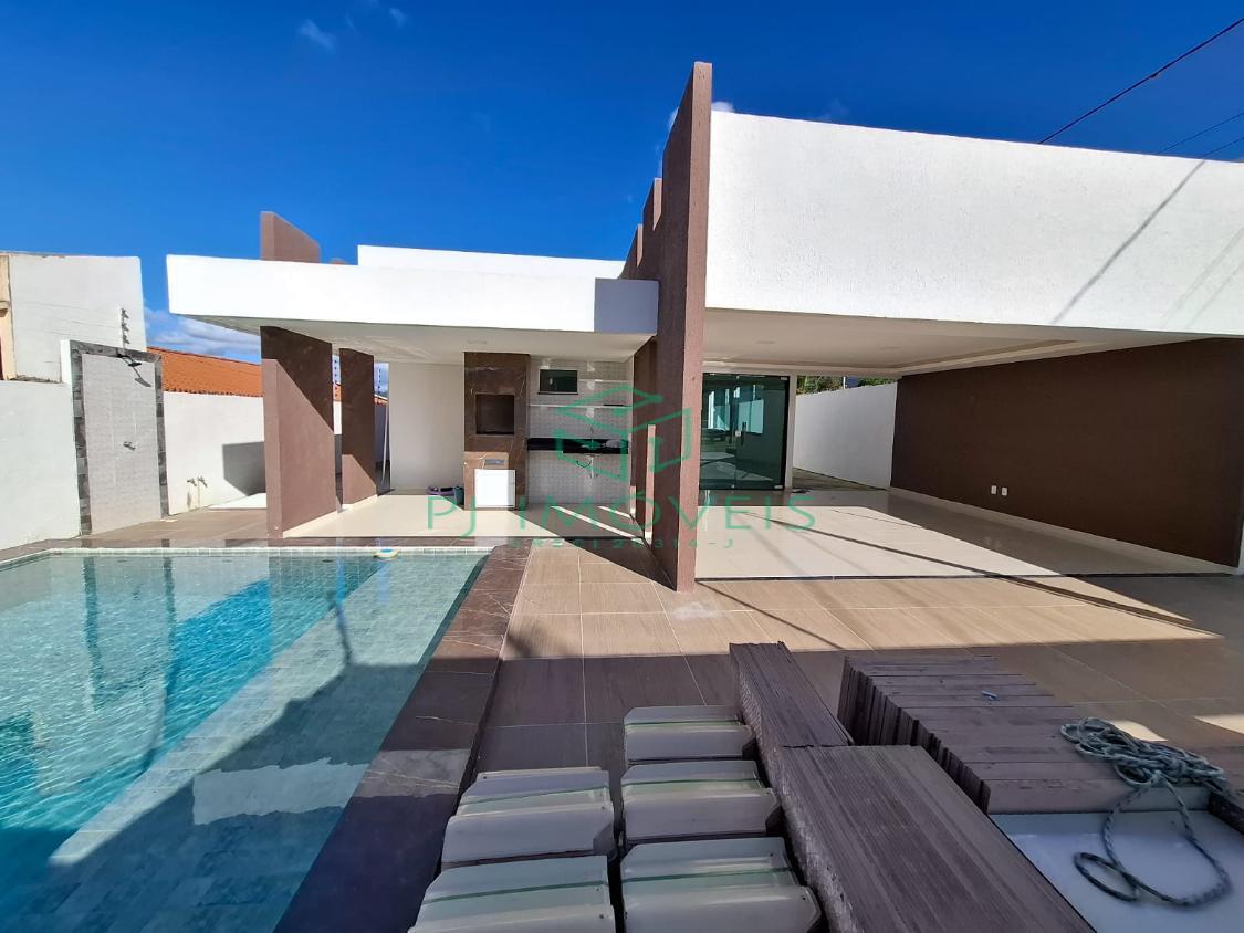 Casa à venda com 3 quartos, 300m² - Foto 2