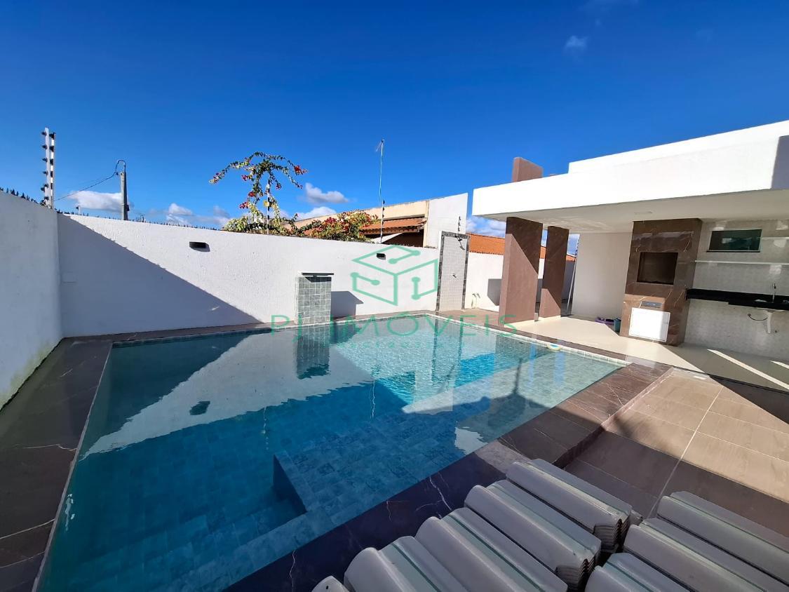 Casa à venda com 3 quartos, 300m² - Foto 1