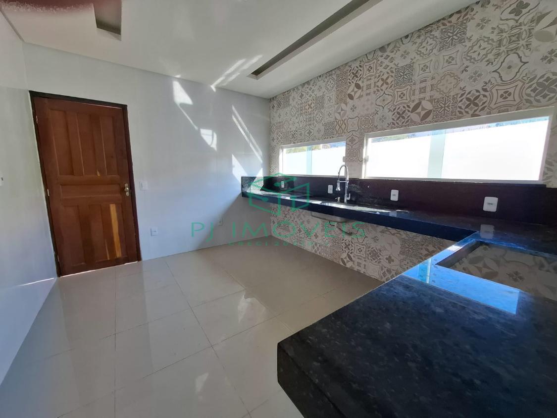 Casa à venda com 3 quartos, 300m² - Foto 8