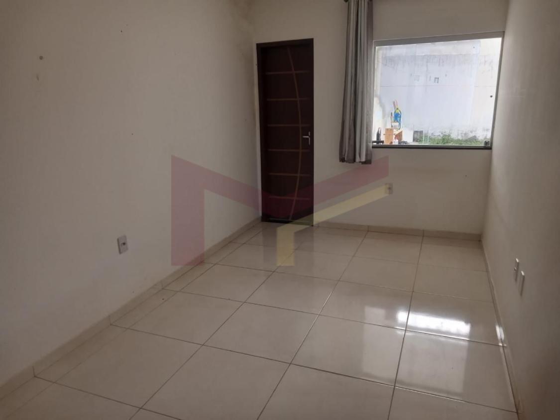 Casa à venda com 2 quartos, 150m² - Foto 6