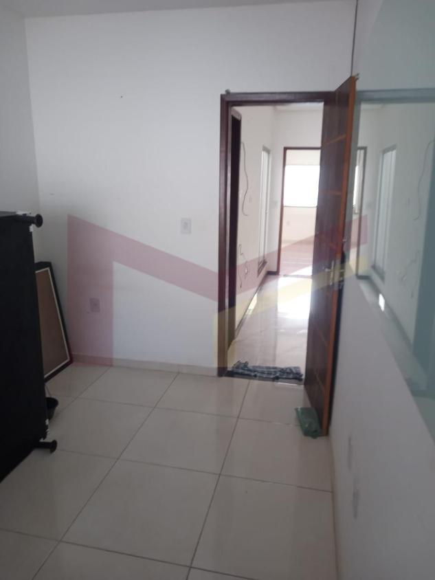Casa à venda com 2 quartos, 150m² - Foto 9