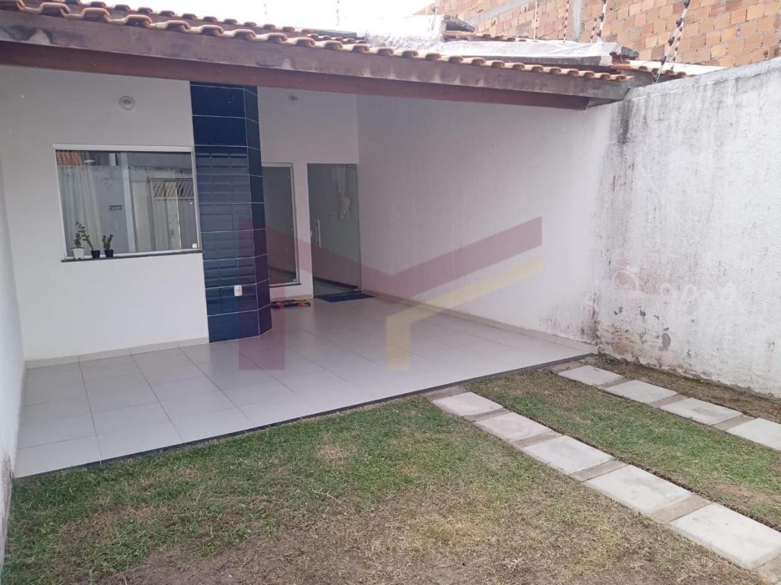 Casa à venda com 2 quartos, 150m² - Foto 3