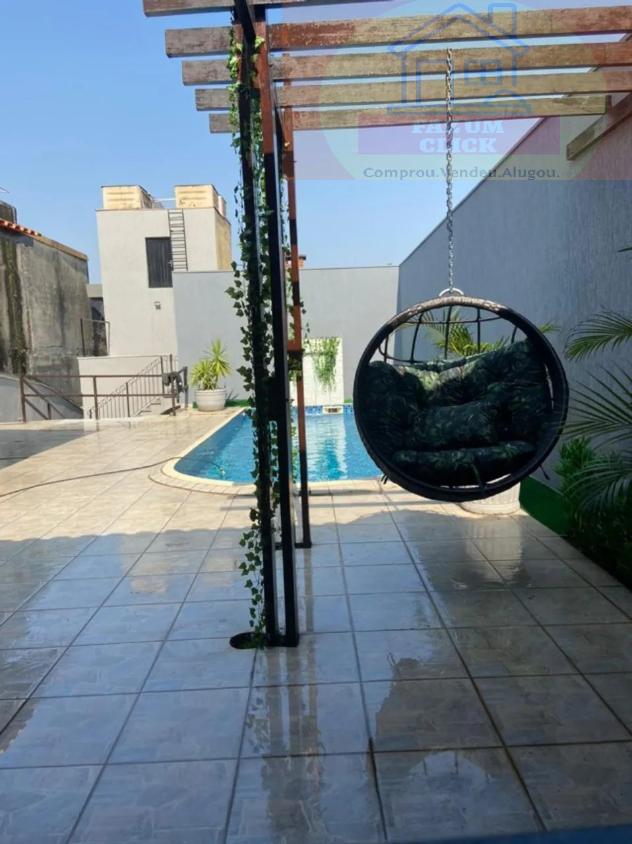 Casa, 4 quartos, 353 m² - Foto 2