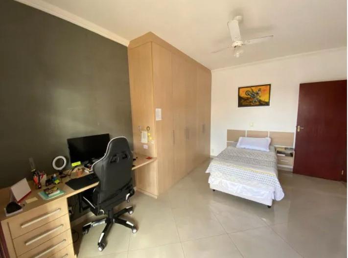 Casa, 3 quartos, 340 m² - Foto 17
