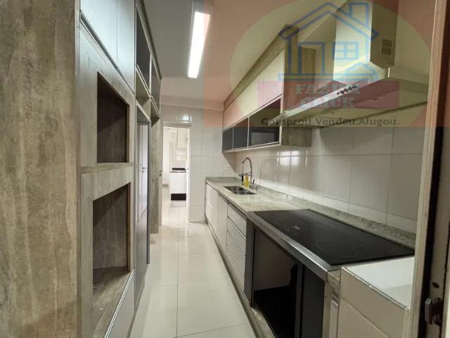 Apartamento à venda com 3 quartos, 215m² - Foto 15
