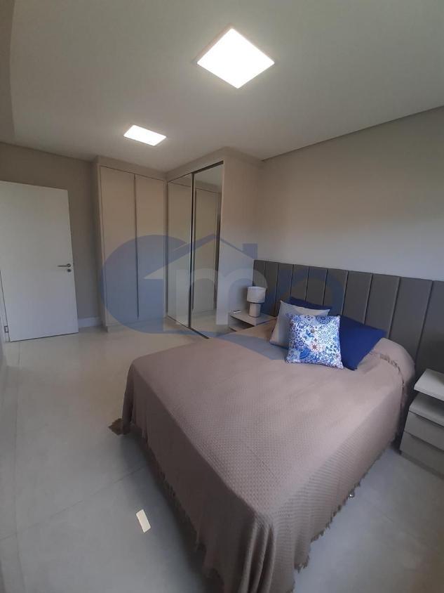 Casa à venda com 4 quartos, 359m² - Foto 5