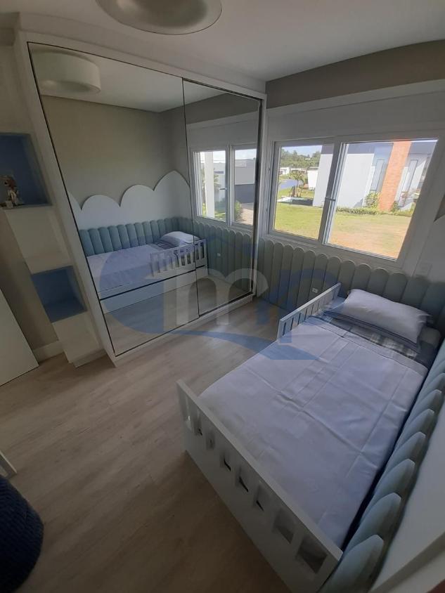Casa à venda com 4 quartos, 359m² - Foto 16