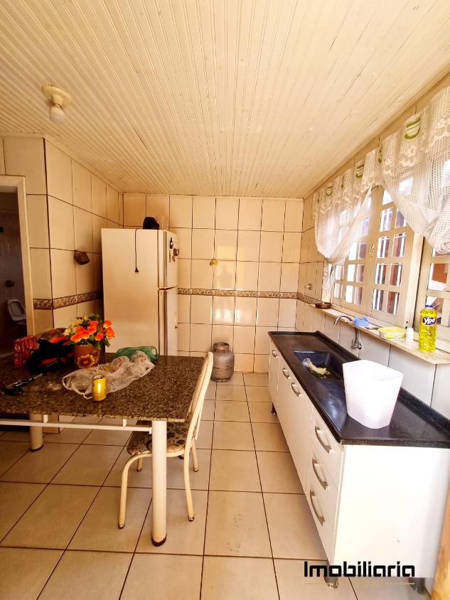 Casa à venda com 3 quartos, 200m² - Foto 10