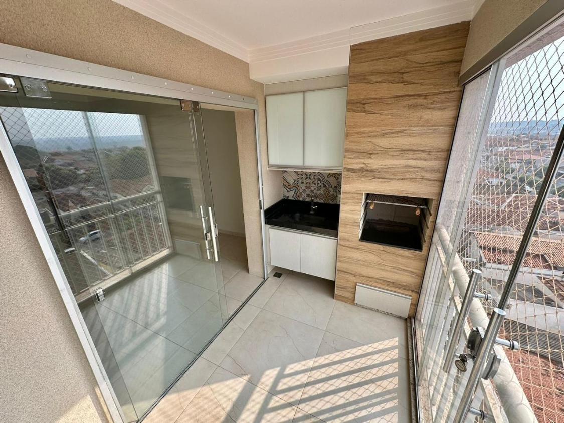Apartamento à venda com 3 quartos, 90m² - Foto 1