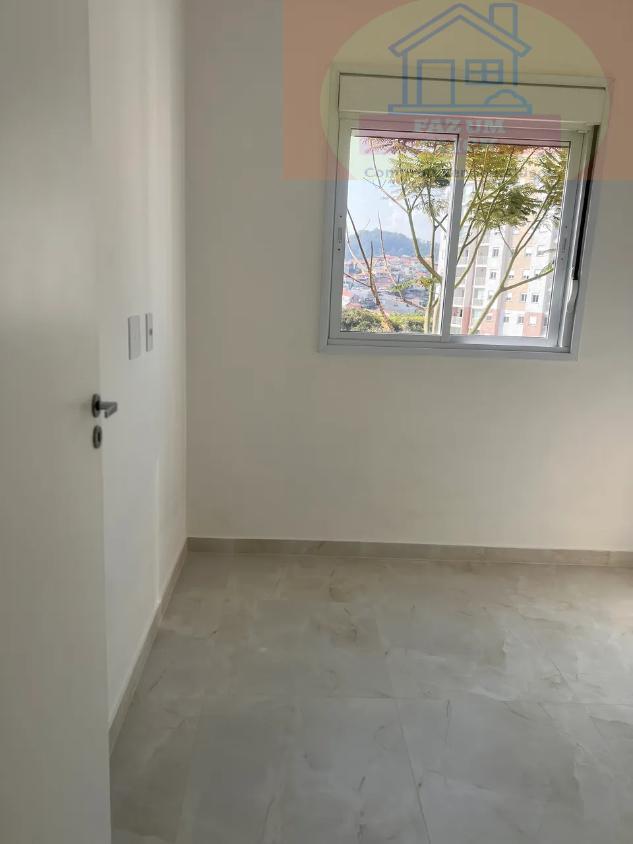 Apartamento à venda com 2 quartos, 40m² - Foto 11