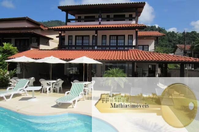 Casa à venda com 4 quartos, 249m² - Foto 2