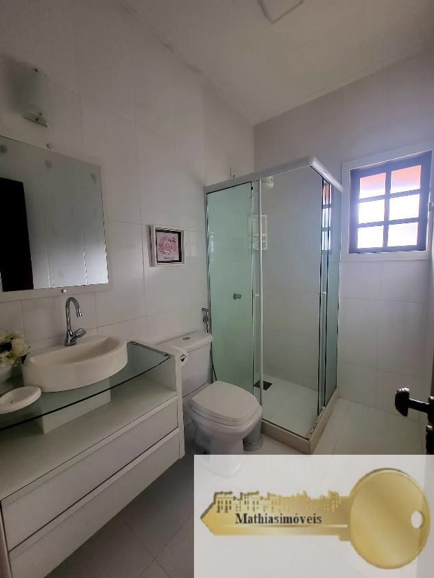 Casa à venda com 4 quartos, 249m² - Foto 14