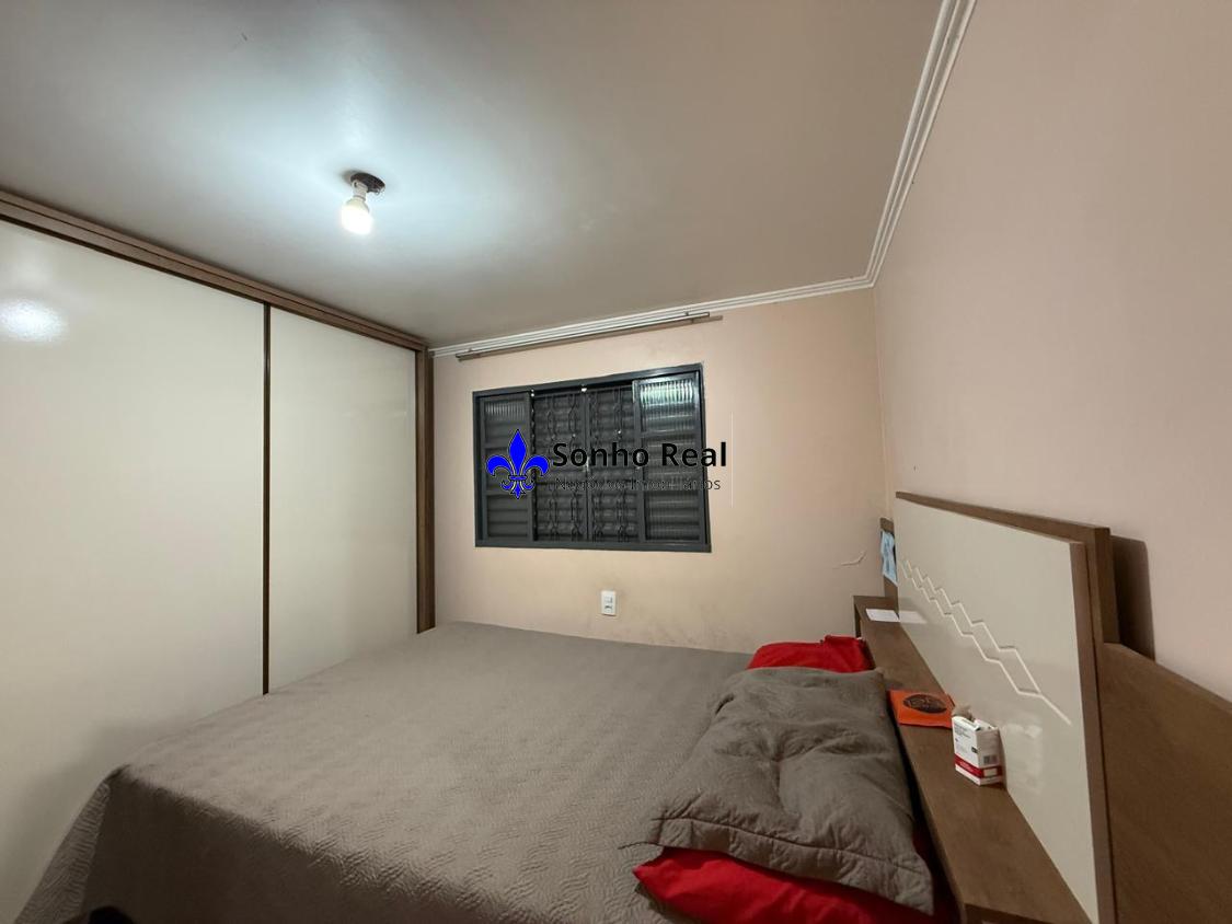 Casa à venda com 4 quartos, 150m² - Foto 32