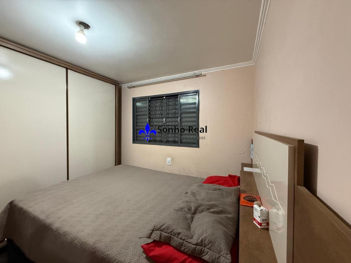 Casa à venda com 4 quartos, 150m² - Foto 37