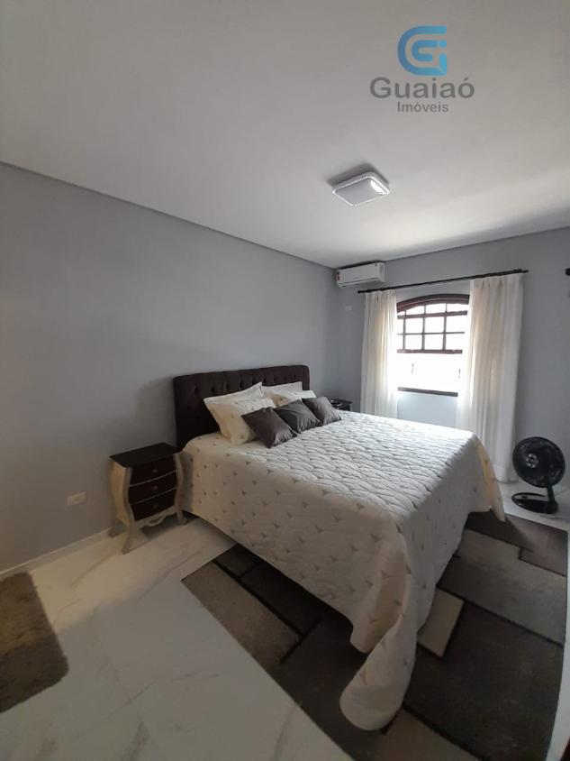 Casa, 3 quartos, 205 m² - Foto 13