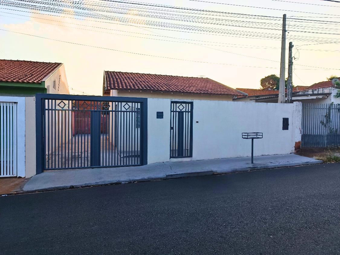 Casa, 2 quartos, 67 m² - Foto 1