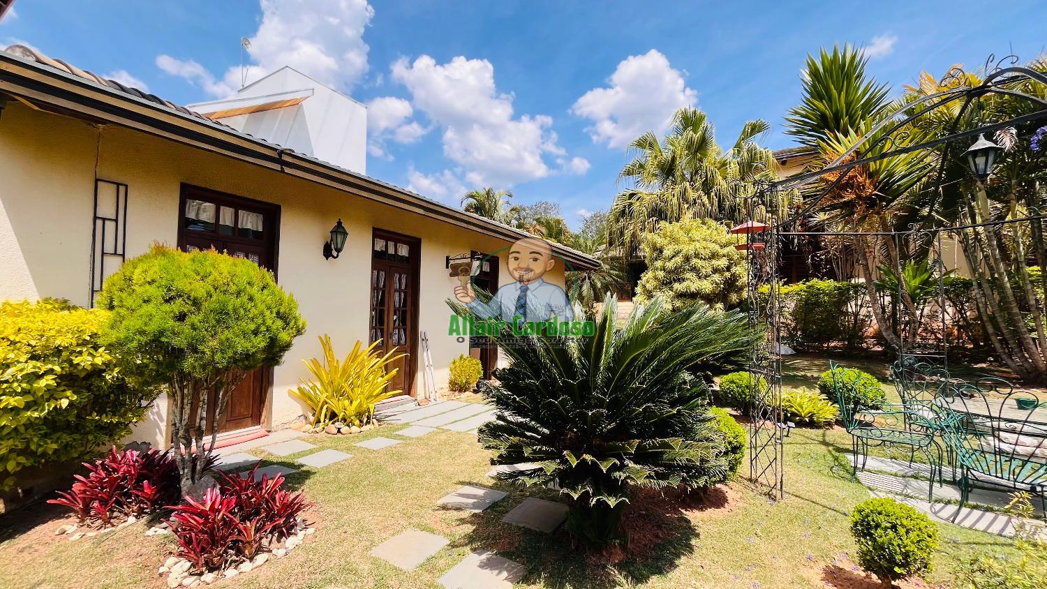 Casa de Condomínio à venda com 3 quartos, 241m² - Foto 12