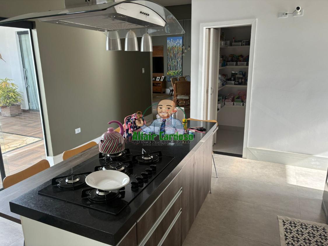 Casa de Condomínio à venda com 4 quartos, 300m² - Foto 7