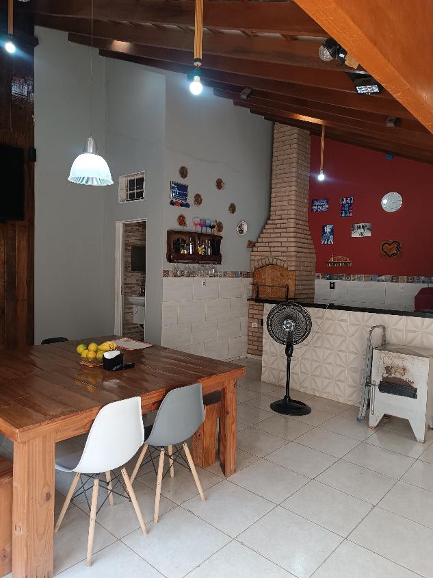 Casa, 2 quartos, 150 m² - Foto 1