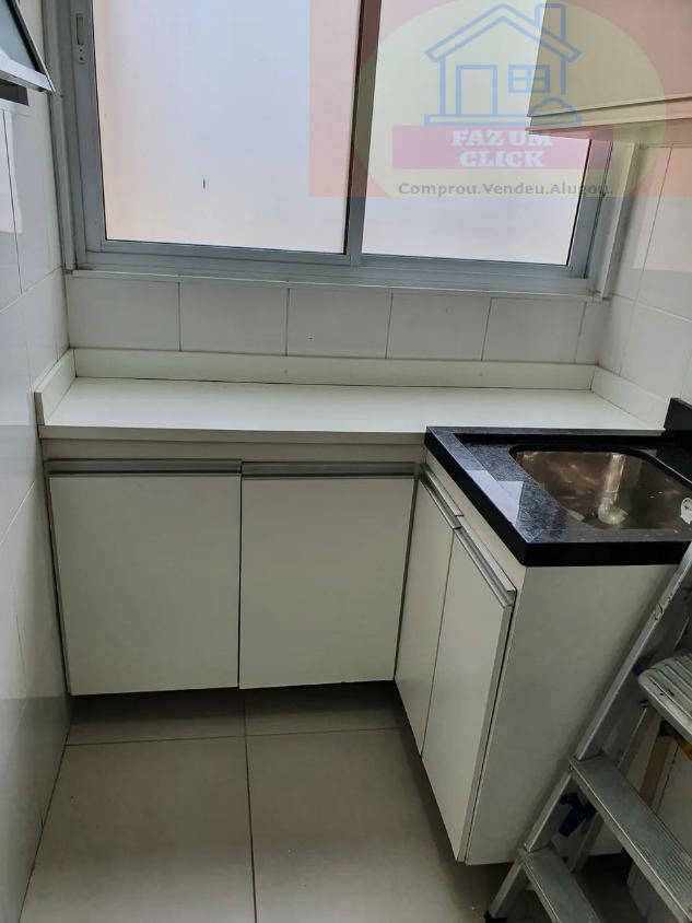 Apartamento à venda com 2 quartos, 65m² - Foto 4