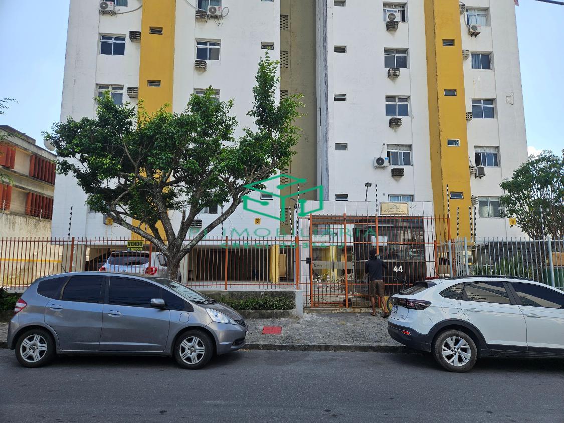 Apartamento à venda com 3 quartos, 84m² - Foto 2
