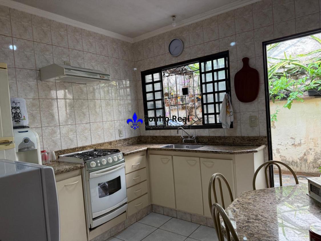 Casa, 3 quartos, 231 m² - Foto 28