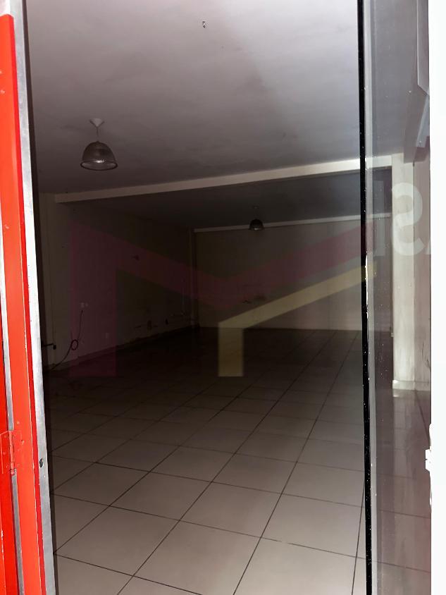 Loja-Salão, 150 m² - Foto 2