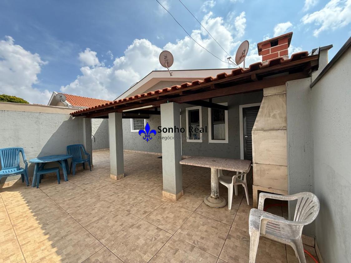 Casa, 3 quartos, 134 m² - Foto 2