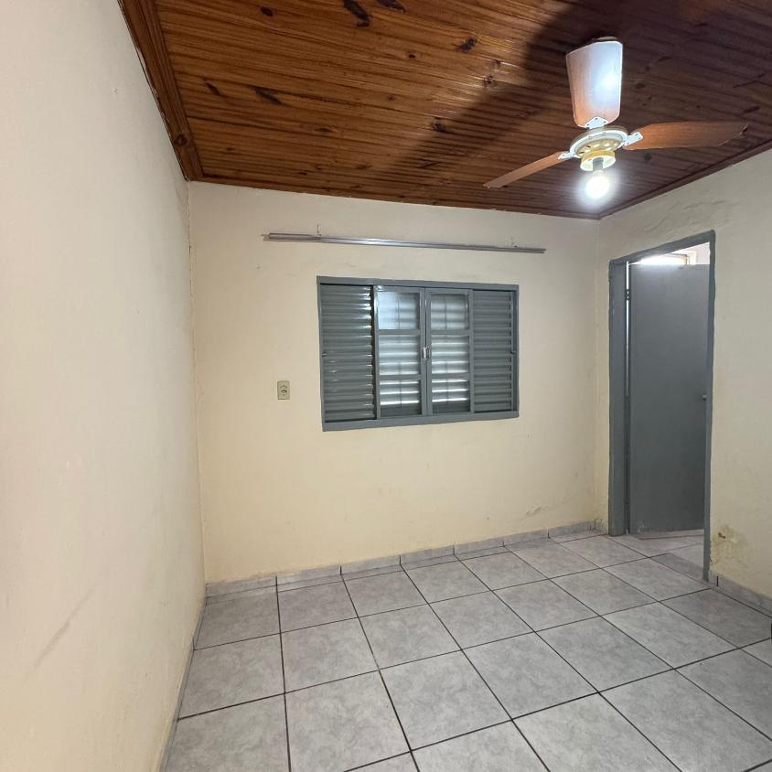 Casa à venda com 3 quartos, 115m² - Foto 2