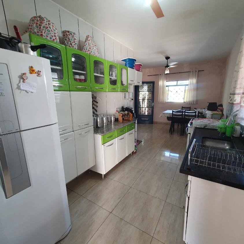 Casa à venda com 2 quartos, 156m² - Foto 8