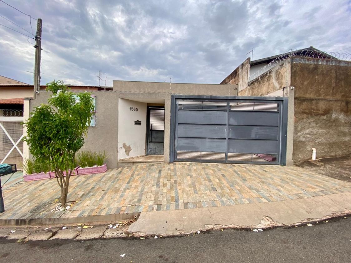 Casa, 3 quartos, 174 m² - Foto 1