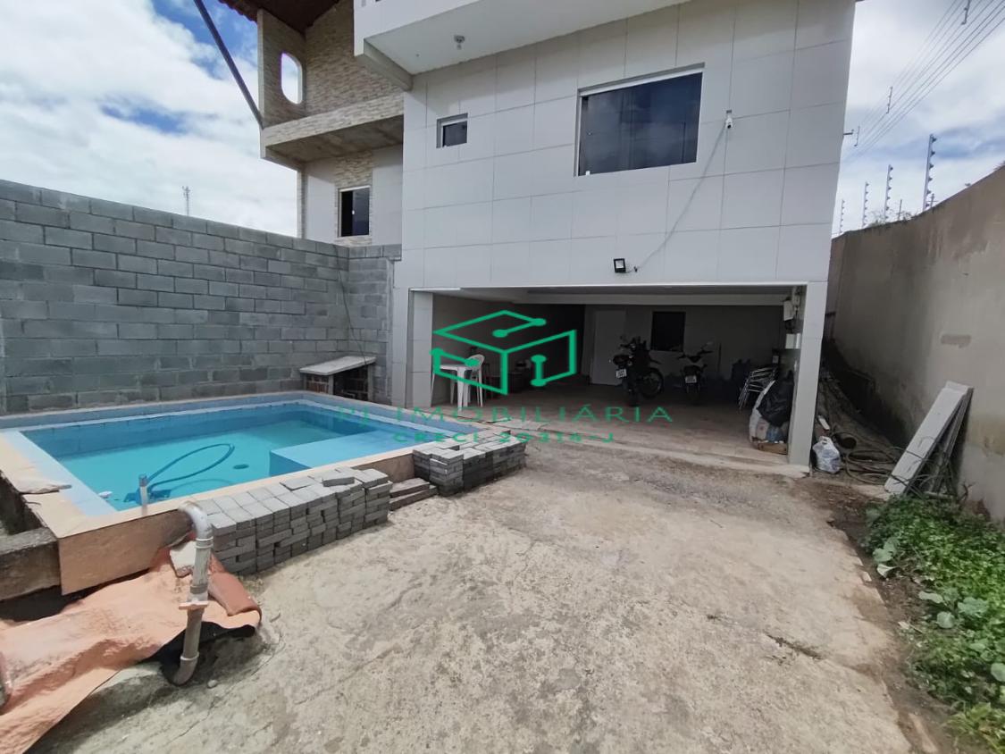 Casa, 3 quartos, 175 m² - Foto 1