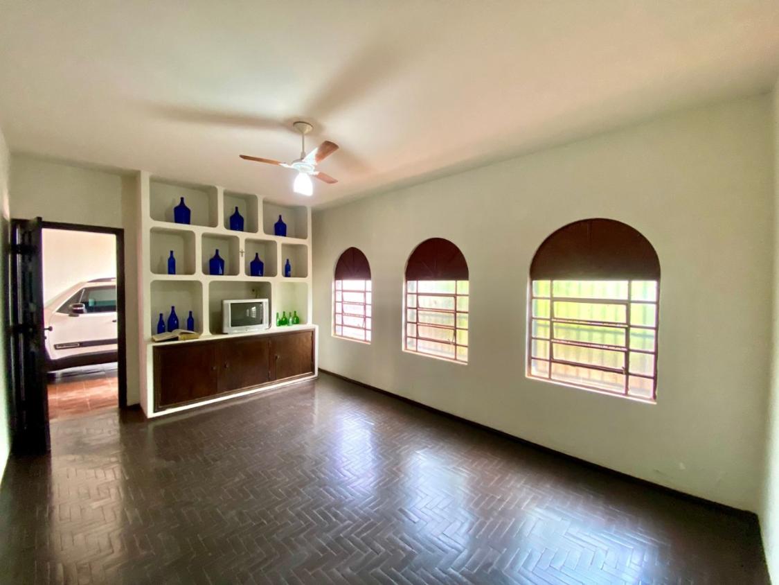 Casa, 3 quartos, 217 m² - Foto 3