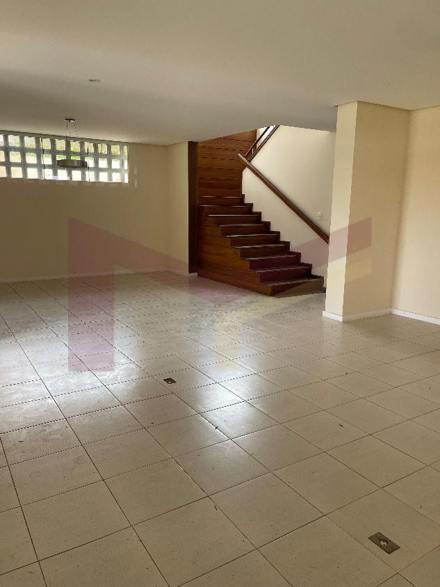 Casa, 4 quartos, 323 m² - Foto 1
