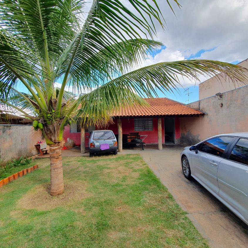 Casa, 2 quartos, 203 m² - Foto 1