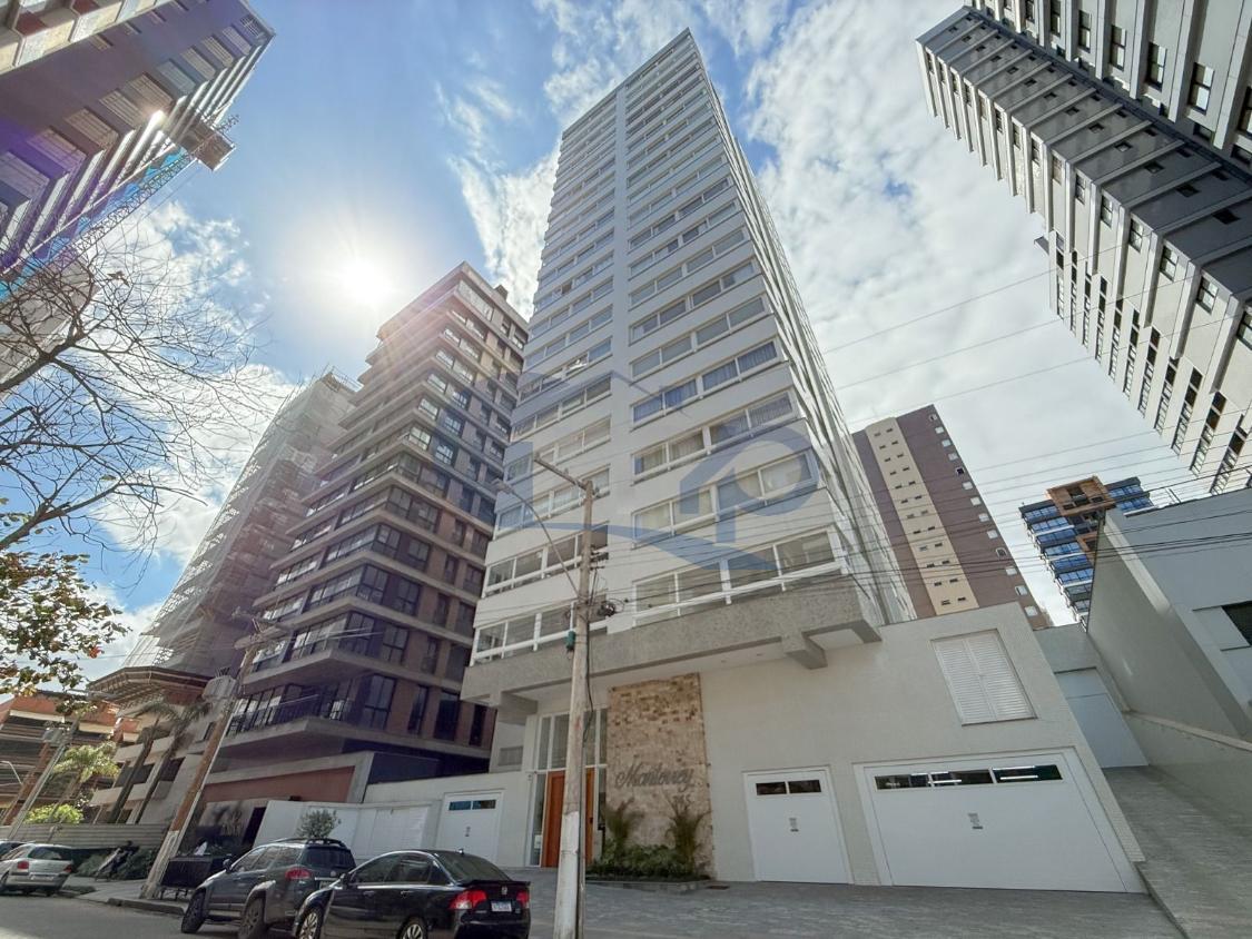 Apartamento, 3 quartos, 130 m² - Foto 1