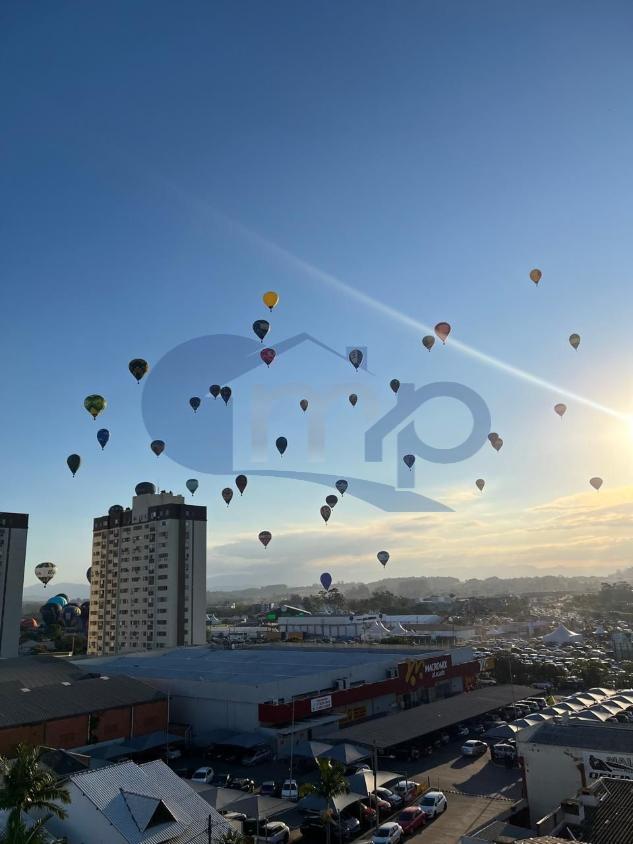 Apartamento, 2 quartos, 81 m² - Foto 1