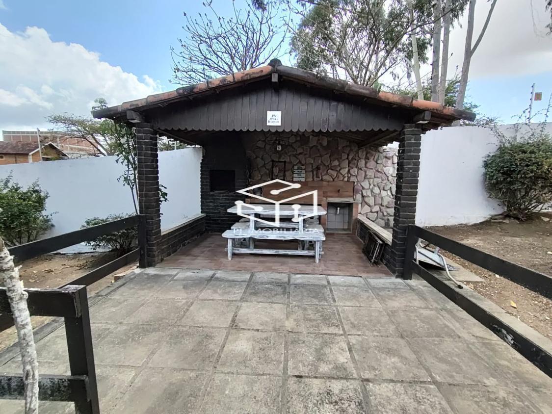 Chácara, 4 quartos, 1300 m² - Foto 4