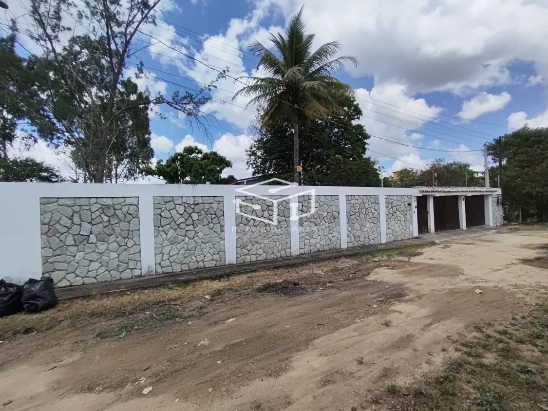 Sítio, 4 quartos, 1300 m² - Foto 1